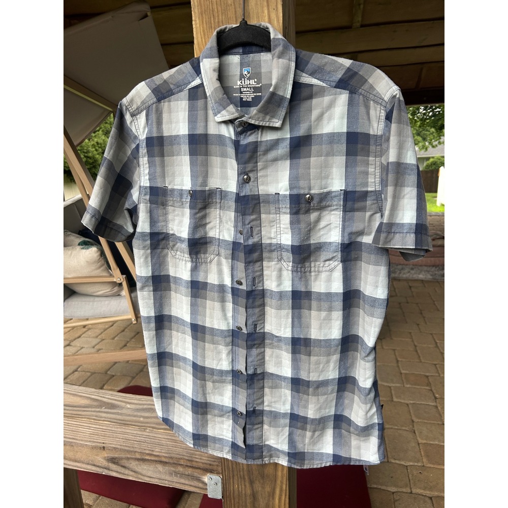 Kuhl Men Small Tapered Fit Plaid Short Sleeve Button Down Shirt Blue Grey Hiking